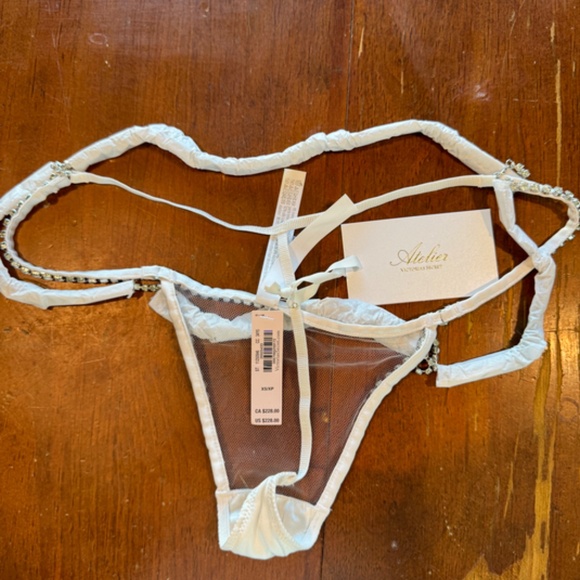 Victoria's Secret Atelier Crystal Chain V-String Panty XS - Picture 5 of 5